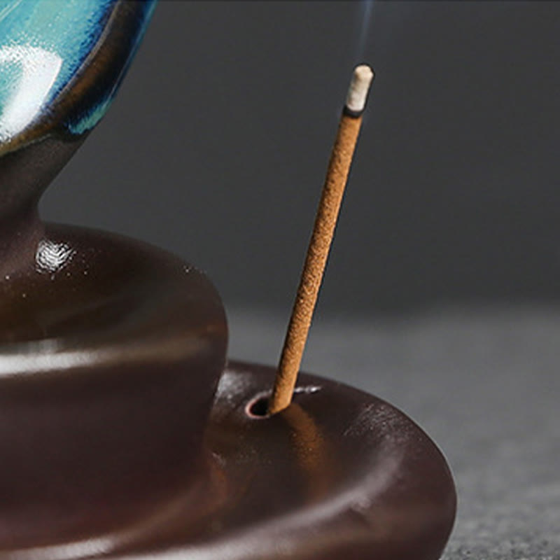 ATELIER-TIBET – Brûleur d’Encens Lune Croissante Bleu en Céramique à Reflux – 12,2 cm