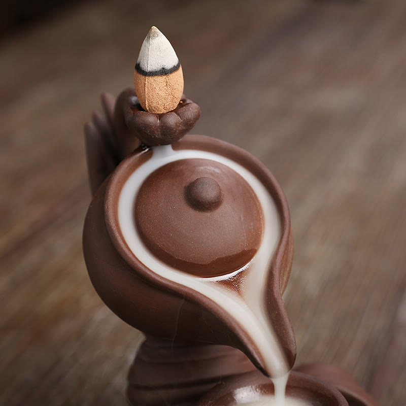 ATELIER-TIBET – Porte-Encens Main de Bouddha Céramique – Effet Fumée à Reflux 13,7 cm