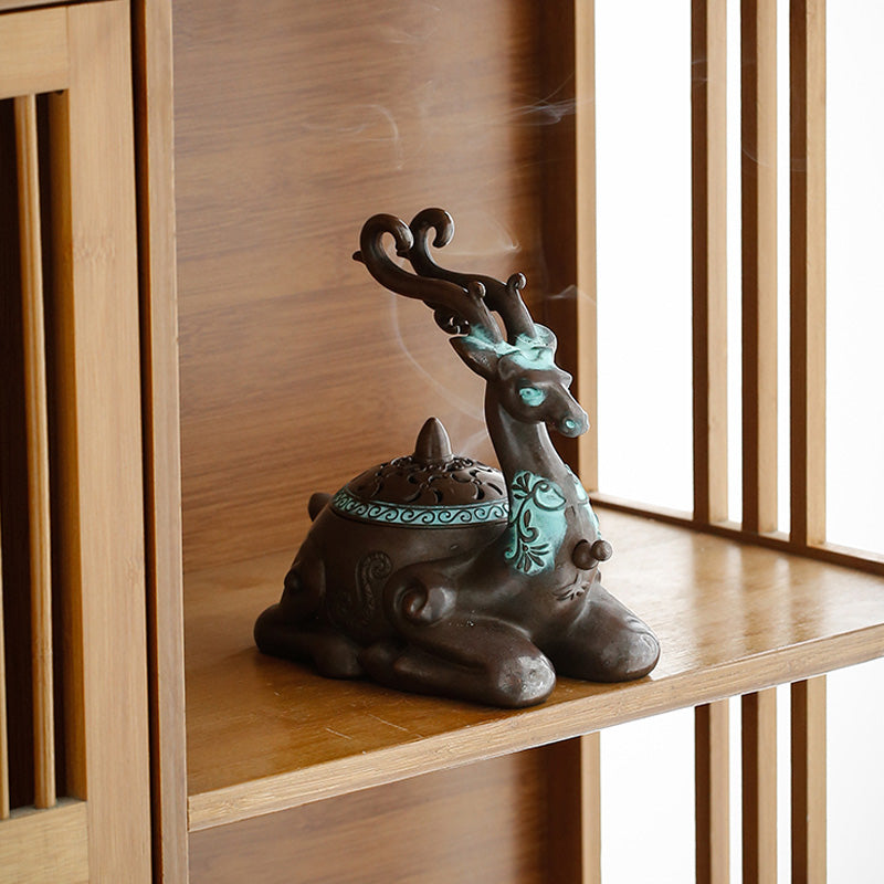 ATELIER-TIBET | Brûleur d’Encens Cerf Oriental – Céramique Sculptée Bicolore