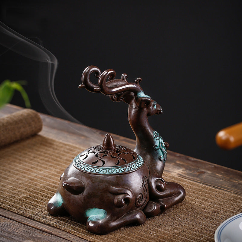 ATELIER-TIBET | Brûleur d’Encens Cerf Oriental – Céramique Sculptée Bicolore