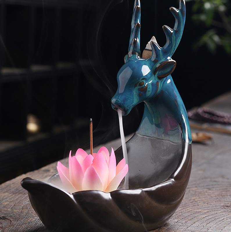 ATELIER-TIBET – Brûleur d’Encens en Céramique Lotus & Cerf à Reflux