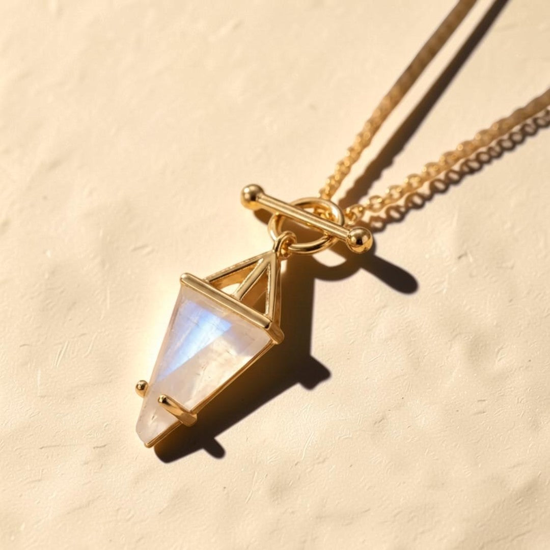ATELIER-TIBET – Pendentif Pointe d’Équilibre en Pierre de Lune