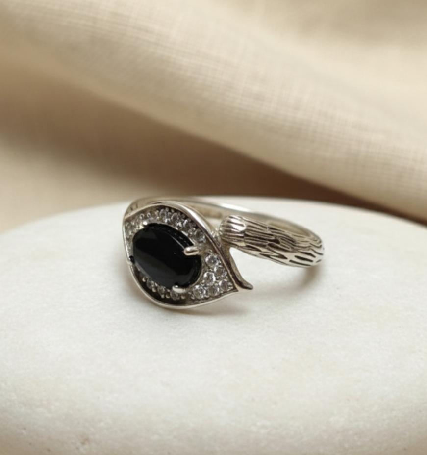 ATELIER-TIBET – Bague Sérénité Ancrée en Agate Noire Naturelle & Argent – Ajustable