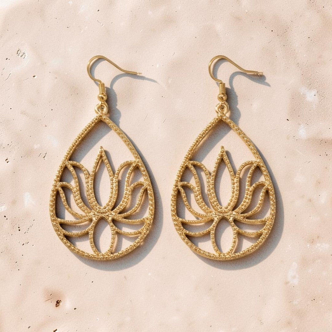 ATELIER-TIBET – Boucles d’Oreilles Calme & Élégance Lotus Lumineux
