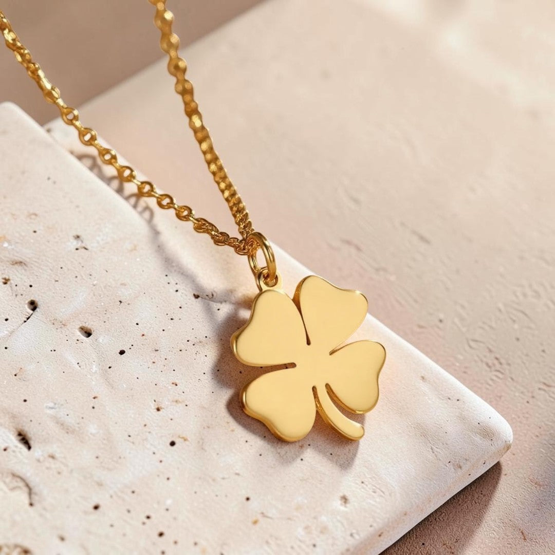 ATELIER-TIBET – Pendentif Trèfle Porte-Bonheur