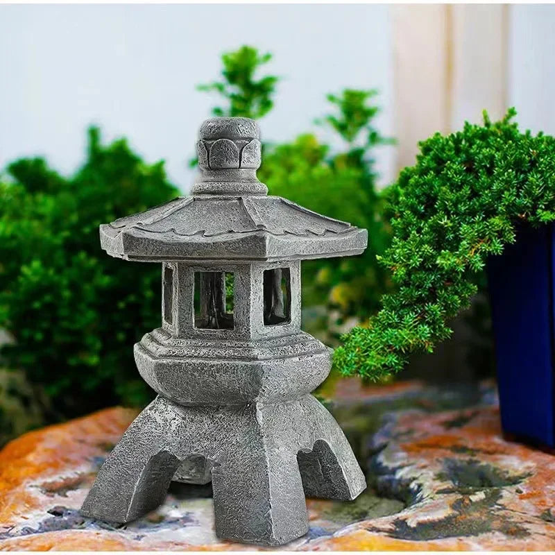 ATELIER-TIBET Lanterne Japonaise Solaire en Bronze | Statue Zen Lumineuse pour Jardin & Terrasse