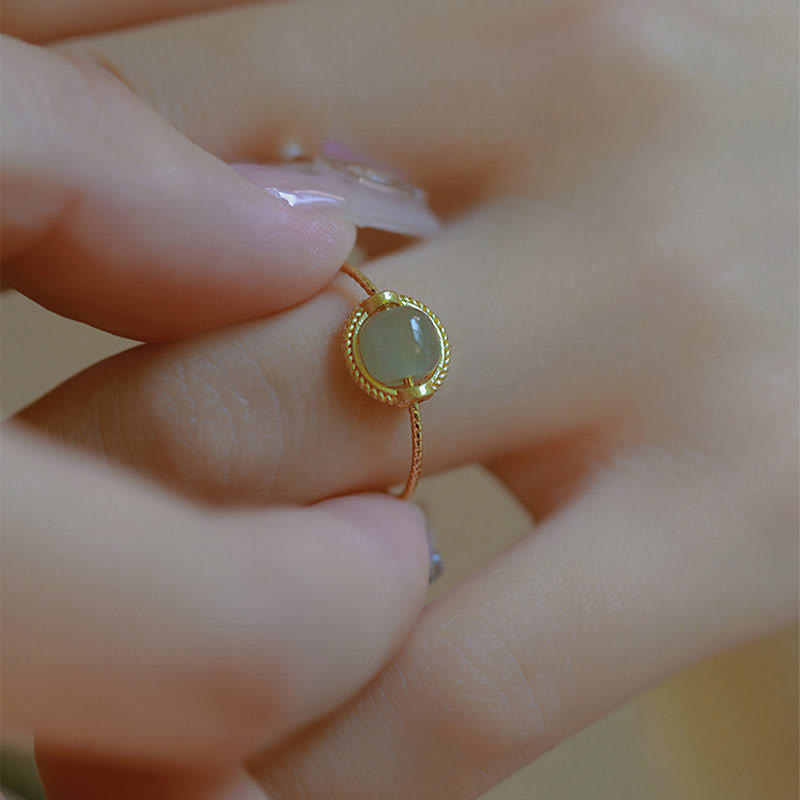ATELIER-TIBET – Bague Chance & Prospérité en Jade Naturel – Cuivre Plaqué Or 14 Carats – Ajustable
