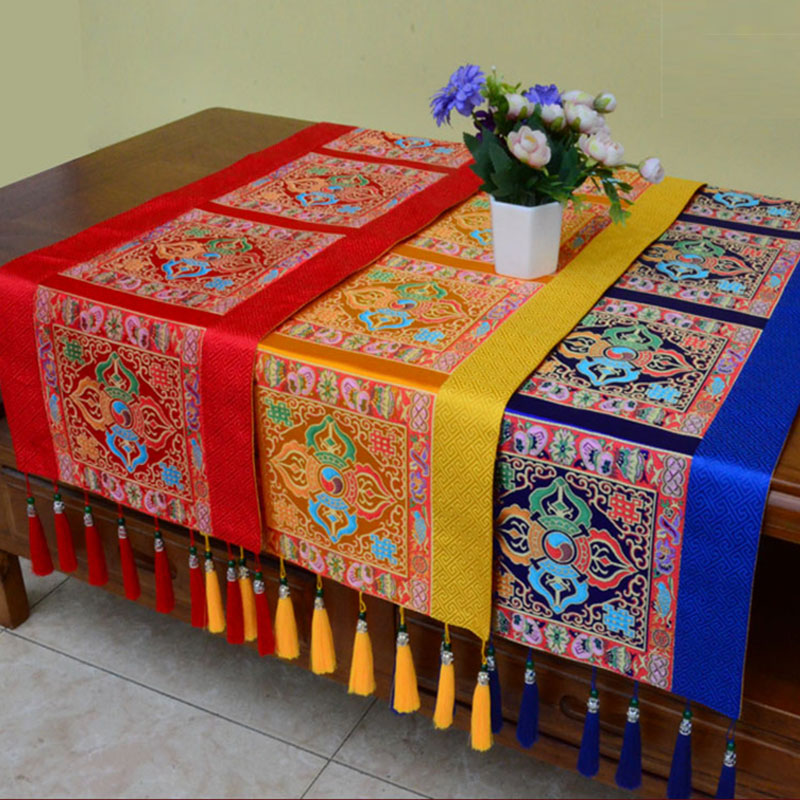 ATELIER-TIBET – Tapis d’Autel de Méditation avec Vajra Tibétain et Symboles Auspicieux | 95 × 33 cm