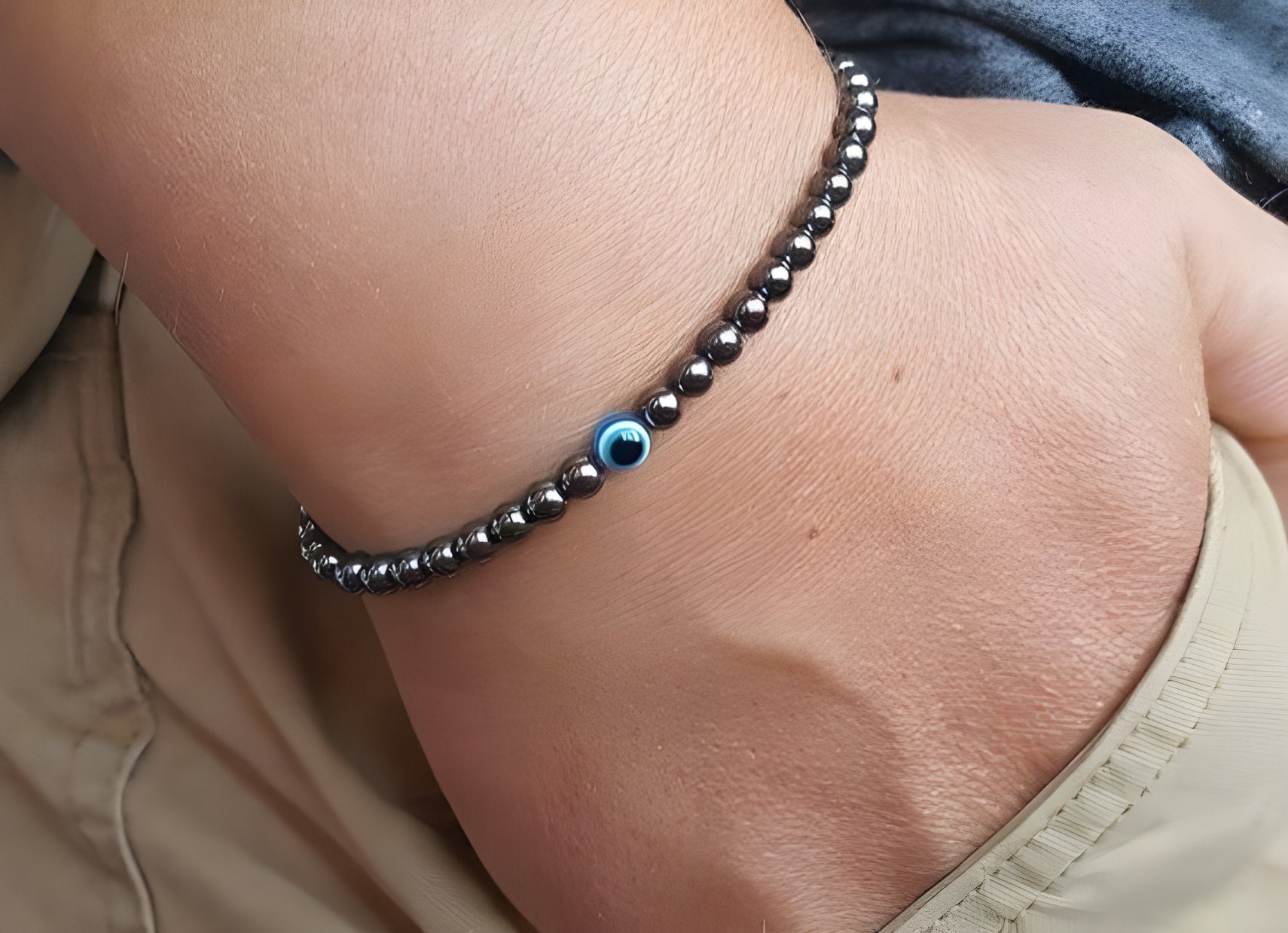 ATELIER-TIBET – Bracelet en Onyx Noir & Symbole du Mauvais Œil (Perles 4 mm)
