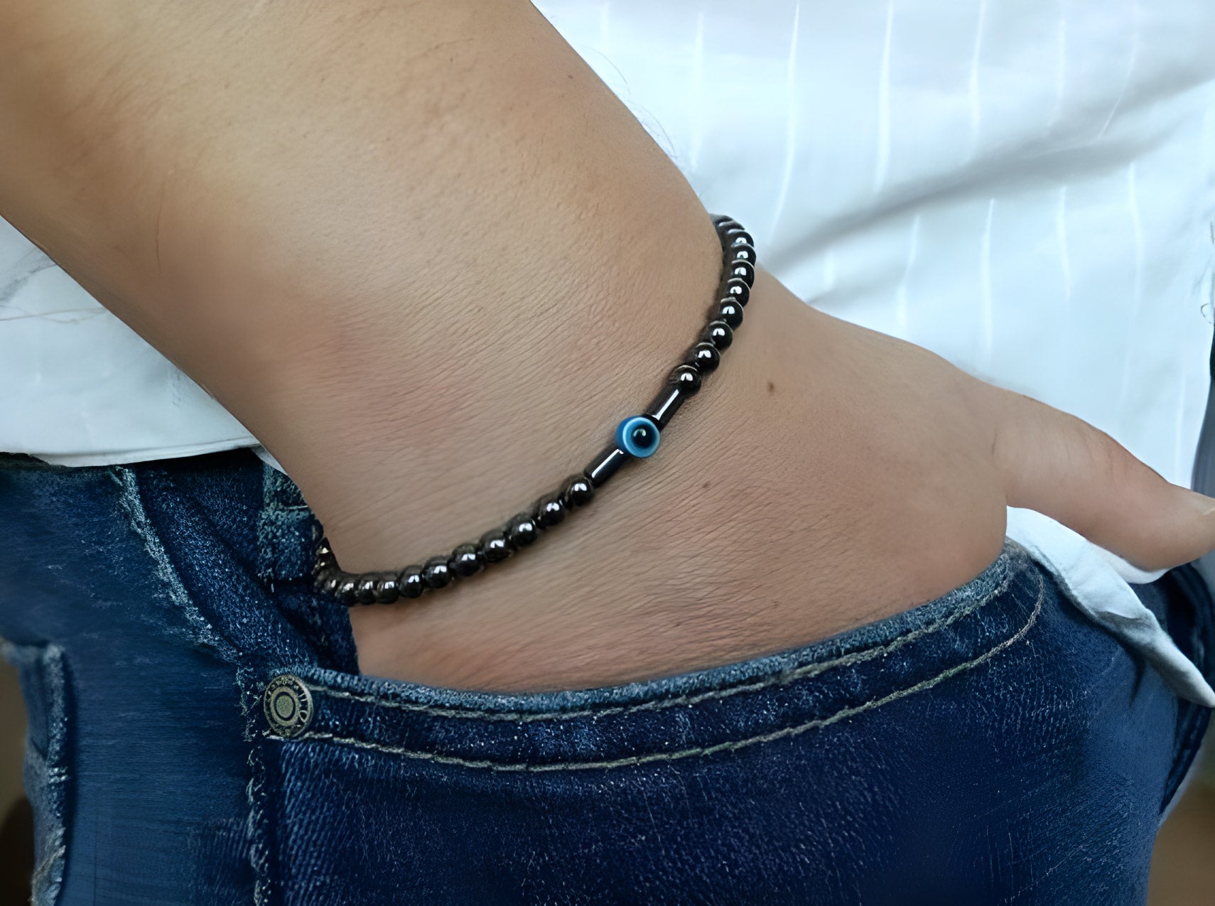 ATELIER-TIBET – Bracelet en Onyx Noir & Symbole du Mauvais Œil (Perles 4 mm)