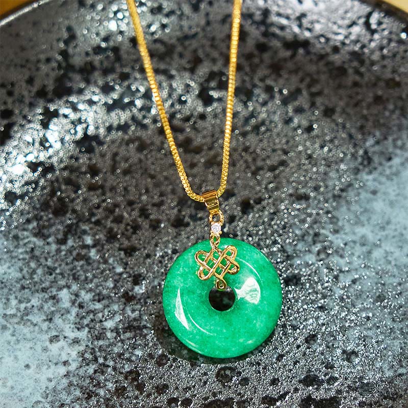 ATELIER-TIBET – Collier Boucle de Paix en Jade Cyan Naturel (Ping An Kou)