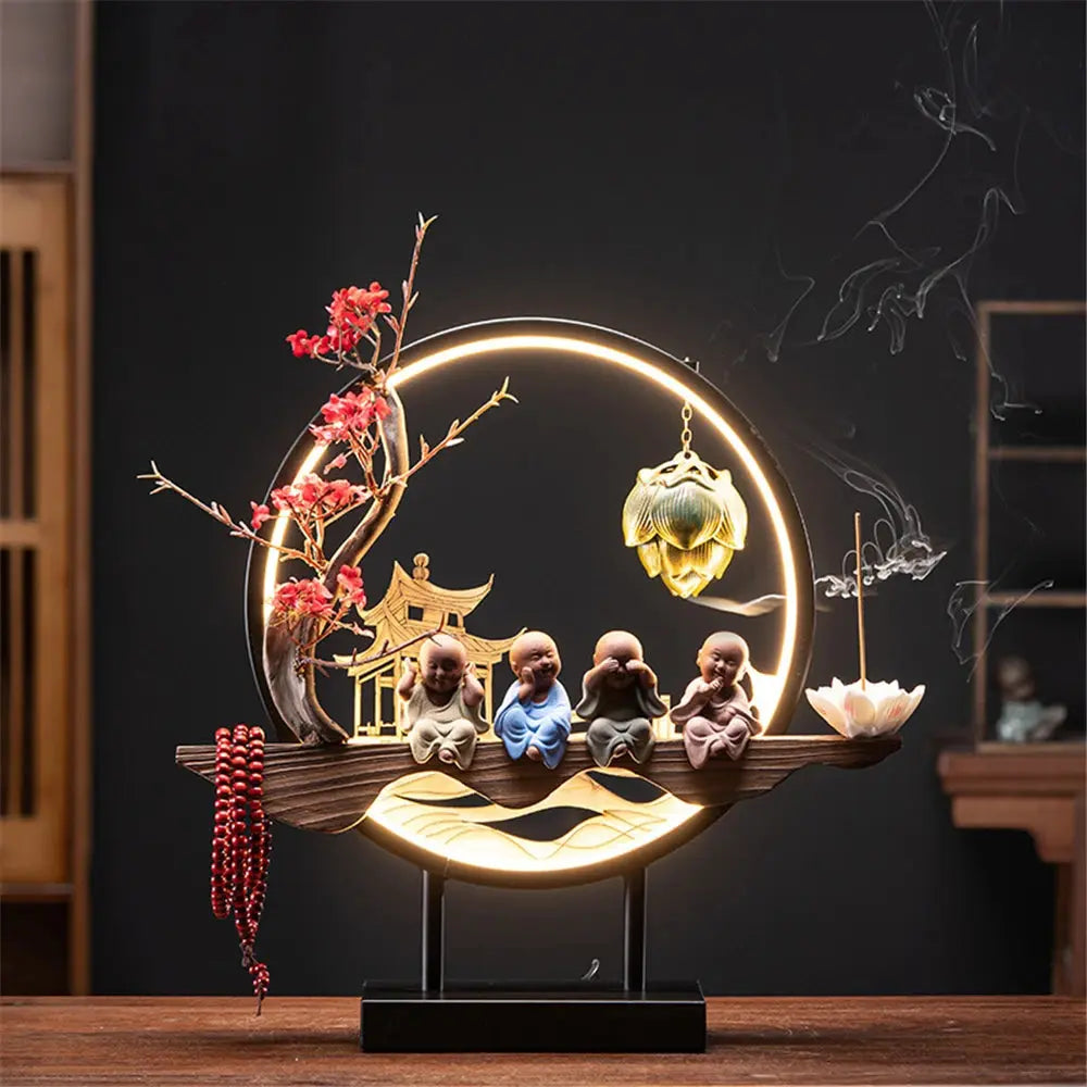 ATELIER-TIBET – Candeur Sacrée · Fontaine d’Encens LED Moines & Branche Fleurie