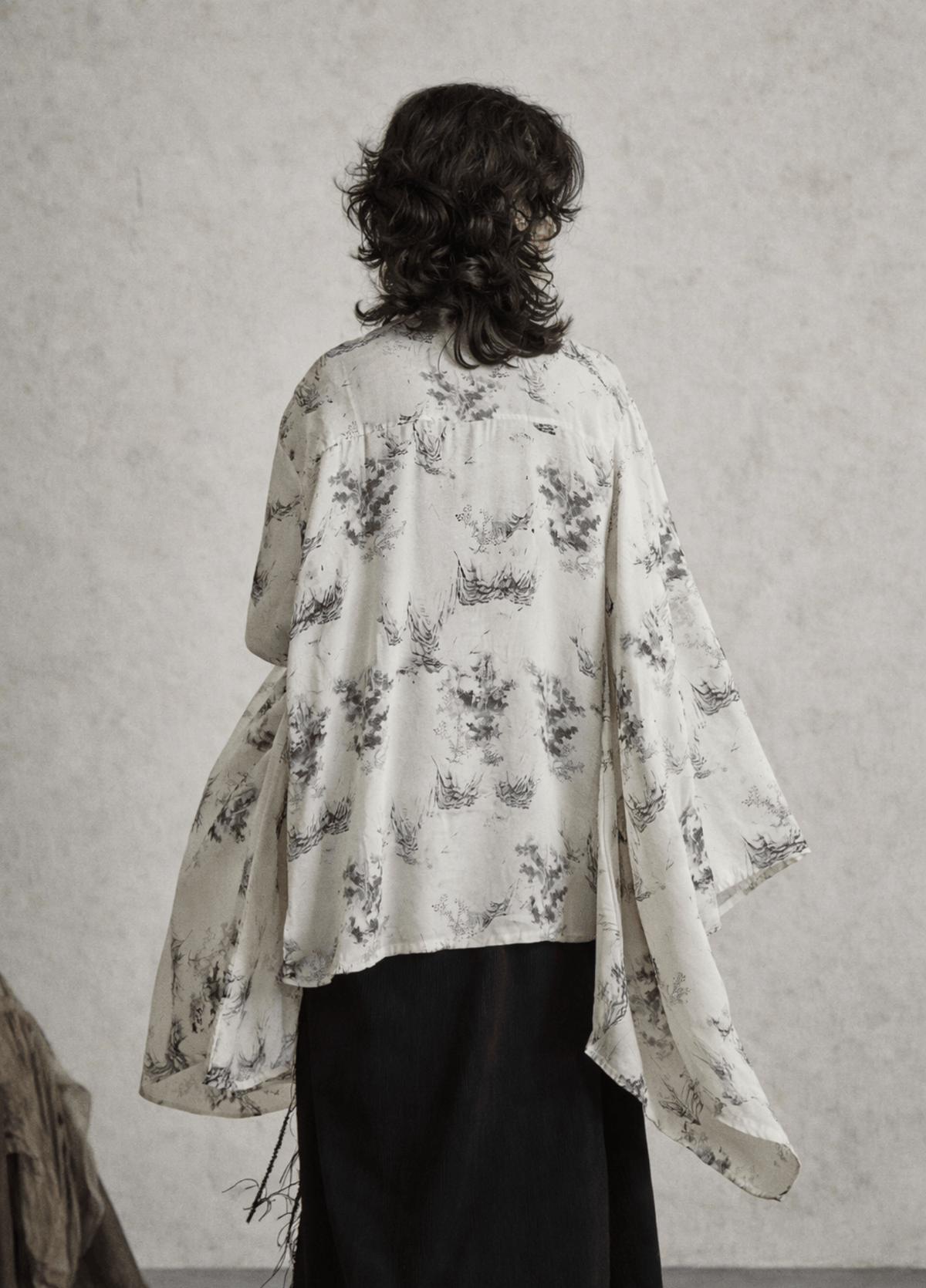 Kimono court femme motif cerisier blanc – Suiboku