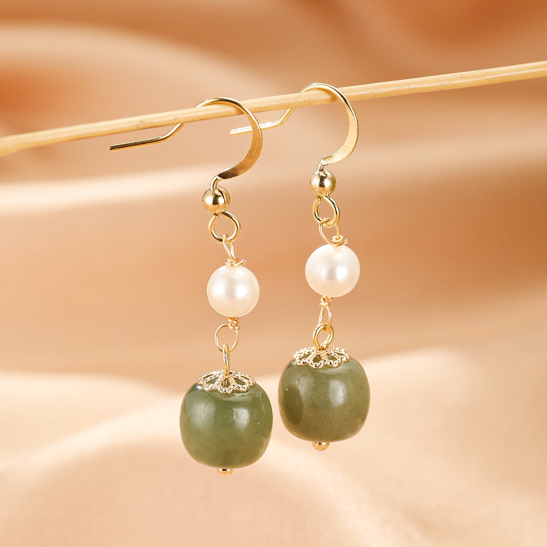 ATELIER-TIBET – Boucles d’Oreilles Jade Néphrite et Perle – Équilibre Naturel