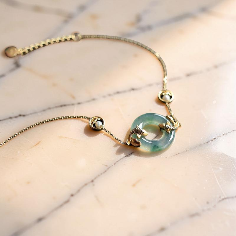 ATELIER-TIBET – Bracelet Jade et Carpe Koï – Charme d'Abondance, Plaqué Or