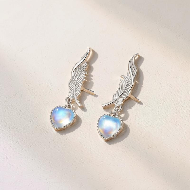 ATELIER-TIBET – Boucles d'Oreilles Pierre de Lune – Plume Céleste, Argent