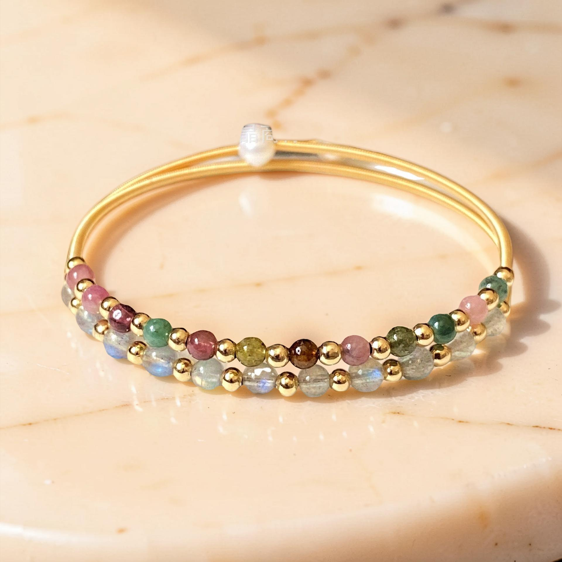 ATELIER-TIBET – Bracelet Labradorite et Tourmaline – Symphonie Minérale, Plaqué Or 14K
