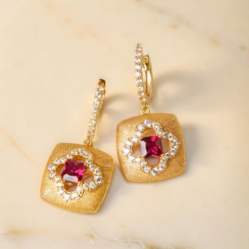 ATELIER-TIBET – Boucles d'Oreilles Cornaline – Chance Florale, Argent Plaqué Or