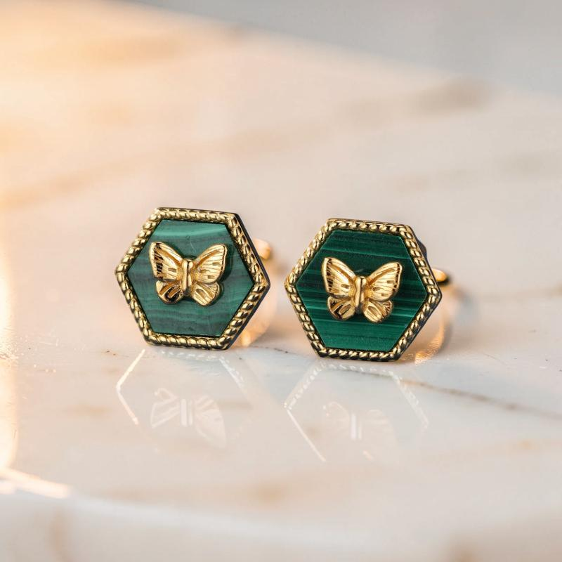 ATELIER-TIBET – Boucles d'Oreilles Malachite – Élégance Papillon, Argent Plaqué Or