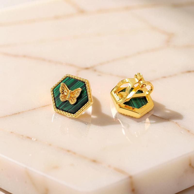 ATELIER-TIBET – Boucles d'Oreilles Malachite – Élégance Papillon, Argent Plaqué Or