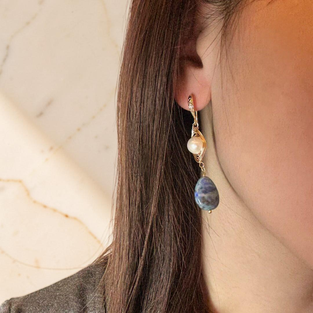 ATELIER-TIBET – Boucles d'Oreilles Perles et Lapis Lazuli - Blanc et Bleu