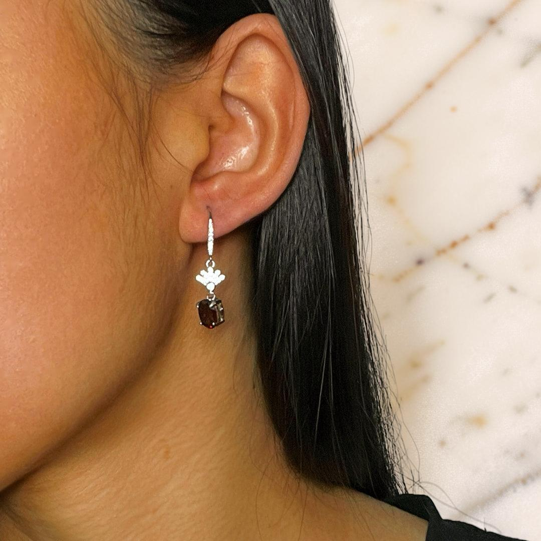 ATELIER-TIBET – Boucles d’oreilles Grenat – Rayonnement Royal, Argent