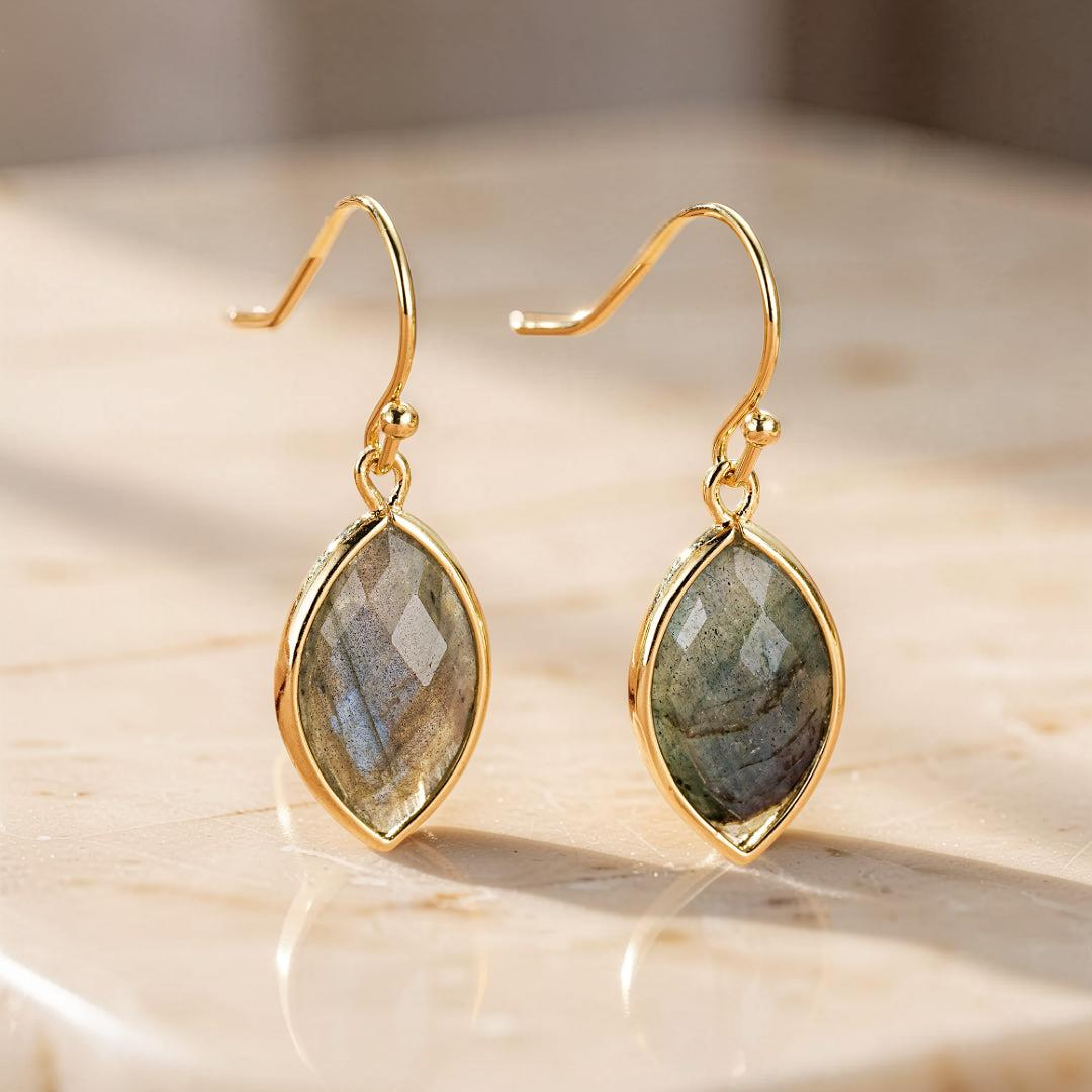 ATELIER-TIBET – Boucles d’Oreilles Labradorite – Feuilles de Lumière