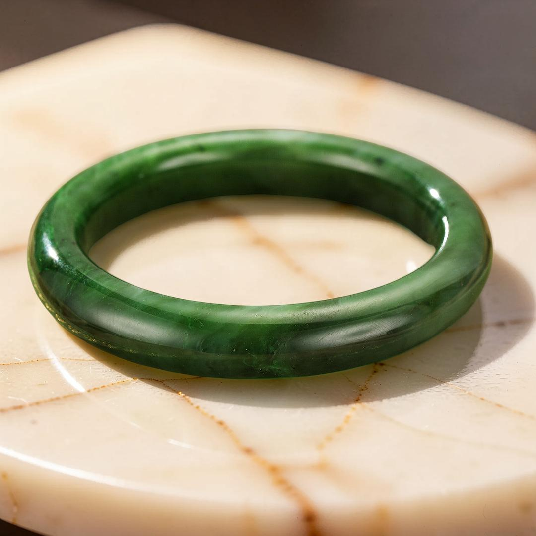 ATELIER-TIBET – Bracelet Jonc Jade – Vert Forêt