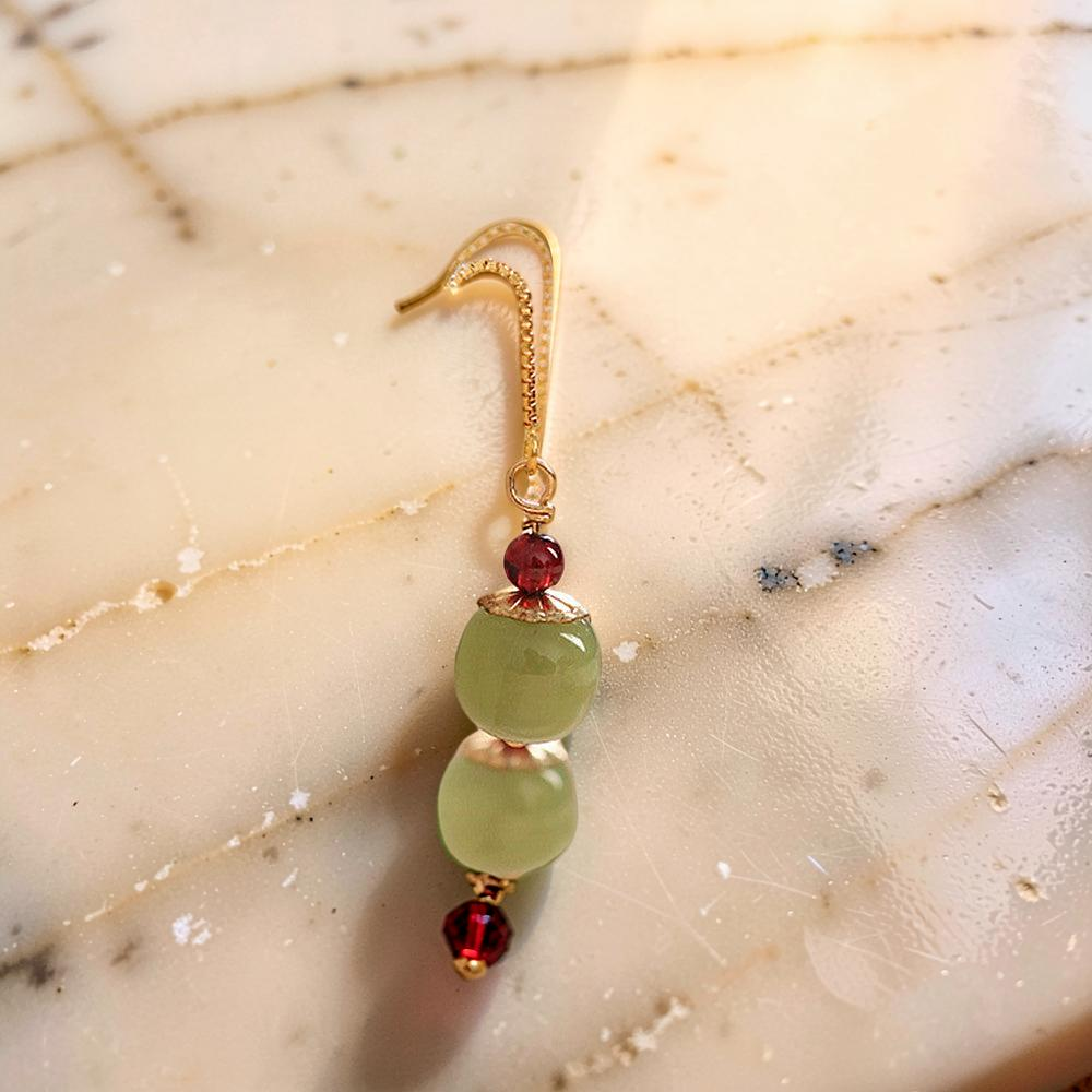 ATELIER-TIBET – Boucles d’Oreilles Jade et Agate – Fruit, Argent Plaqué Or