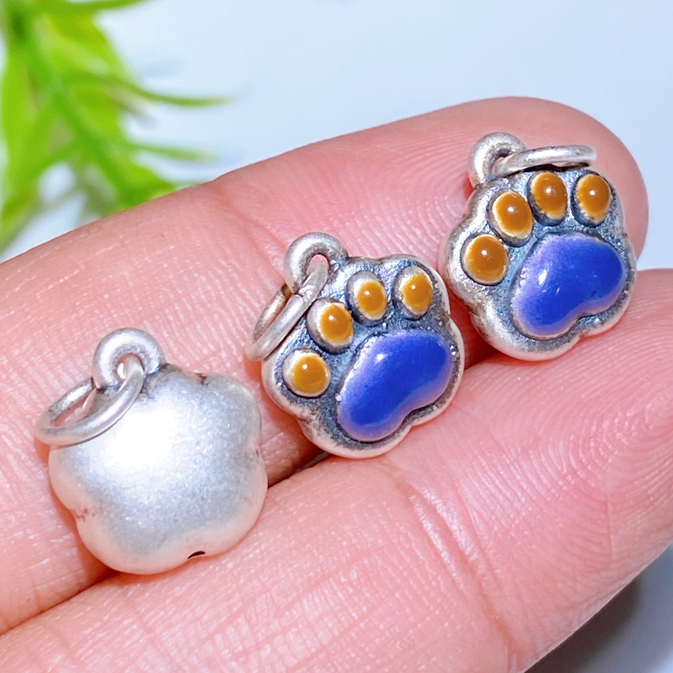 ATELIER-TIBET — Breloques Sculptées en Argent S925 — Charms Spirituels DIY pour Créations Personnalisées (5–15 mm)