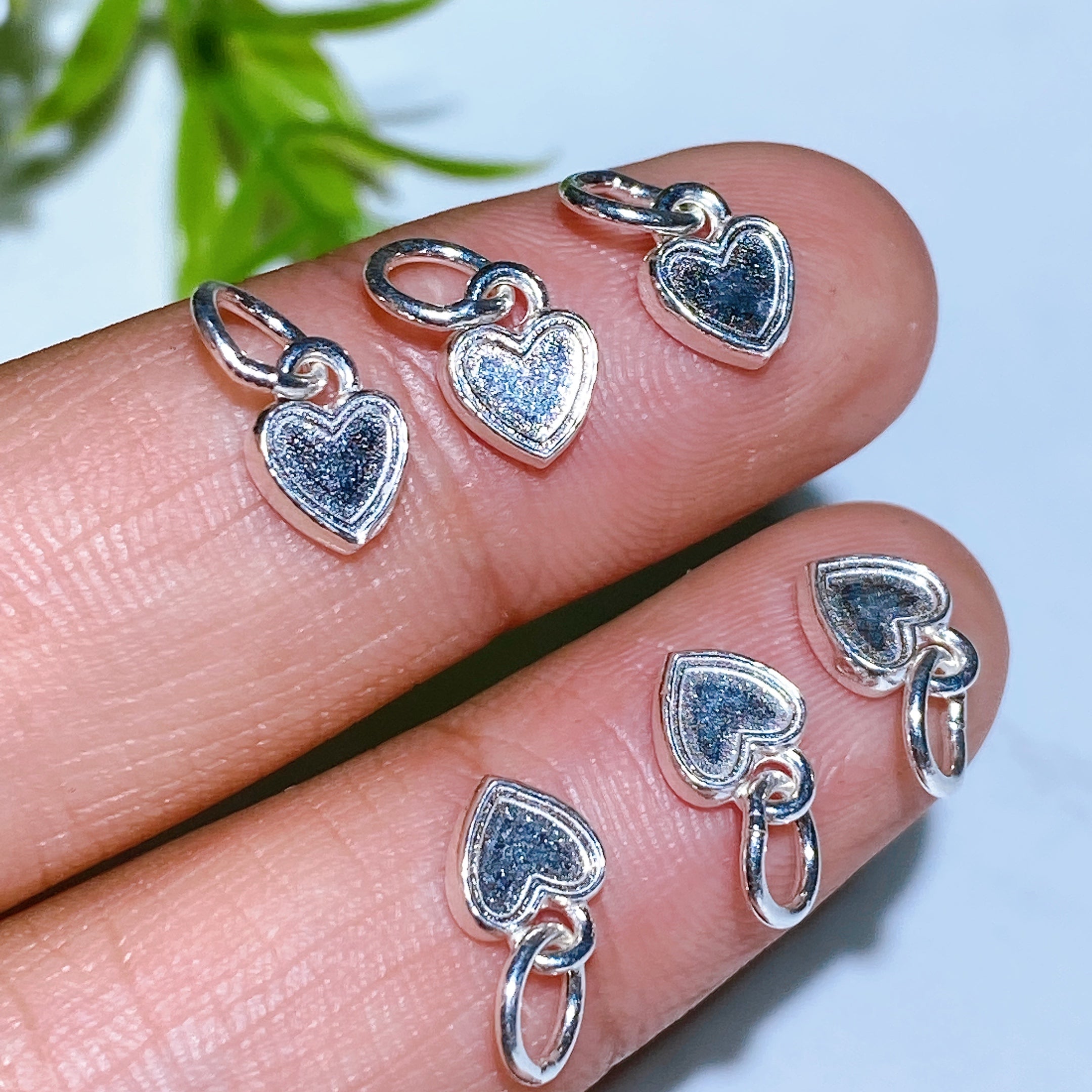 ATELIER-TIBET — Breloques Sculptées en Argent S925 — Charms Spirituels DIY pour Créations Personnalisées (5–15 mm)