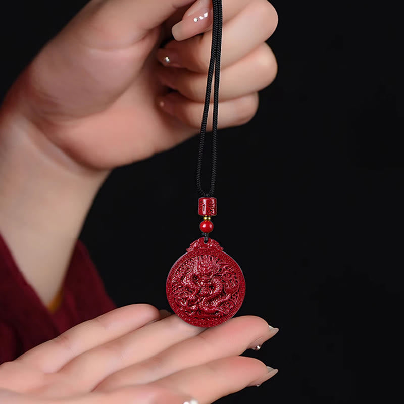 ATELIER-TIBET – Collier Dragon de l’Année du Dragon en Cinabre Naturel