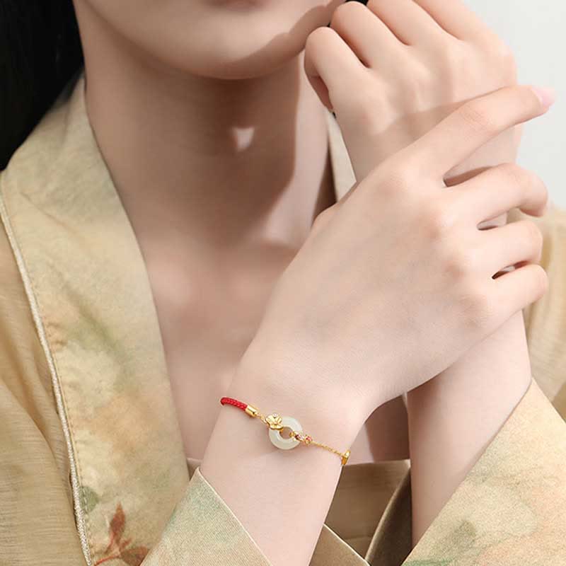 ATELIER-TIBET – Bracelet en Jade Hetian & Cordon Rouge – Symbole de Paix et d’Harmonie – Perle 12 mm