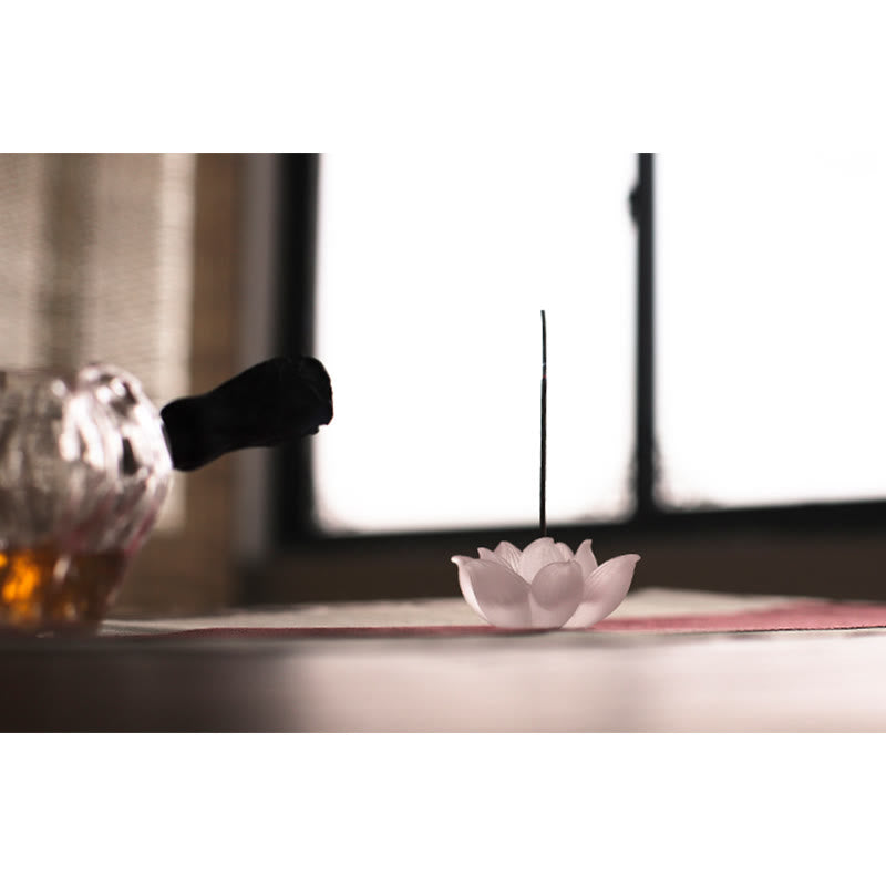 ATELIER-TIBET – Porte-Encens Lotus Blanc en Cristal Liuli – Méditation & Sérénité