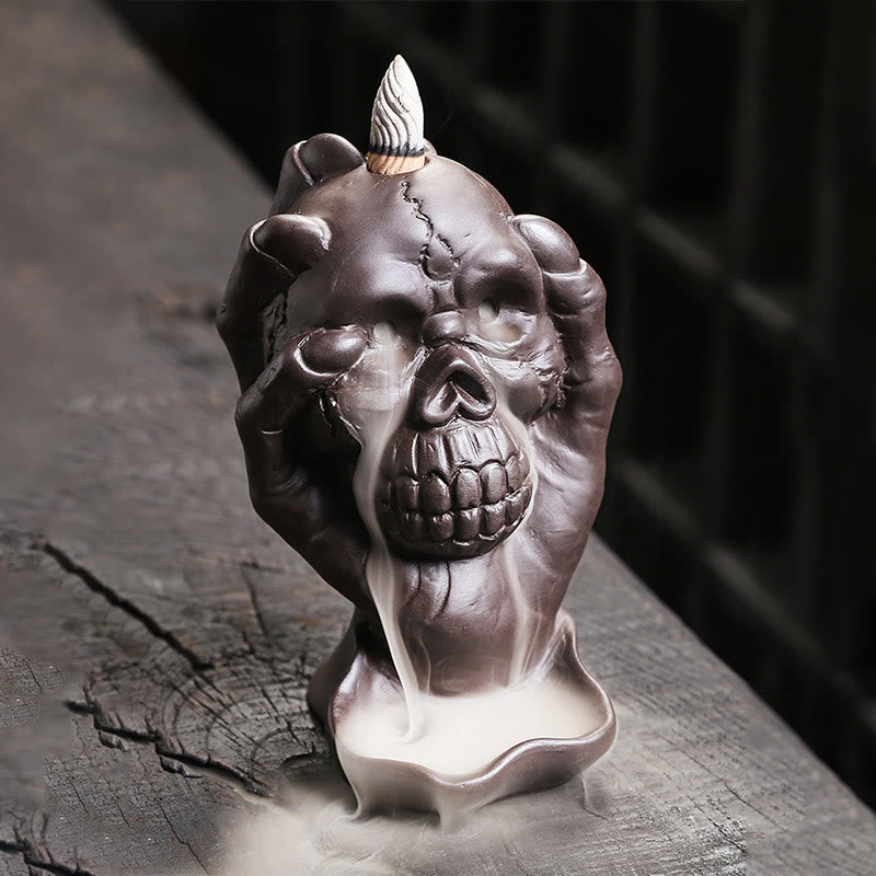 ATELIER-TIBET Brûleur d'encens spirituel en argile violette avec tête de mort et main fantôme en Buddha Stones