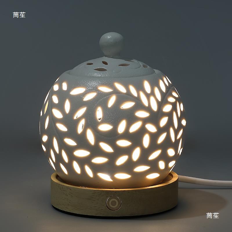 ATELIER-TIBET | Veilleuse & Brûleur d’Encens Électrique Branche Ajourée – Porcelaine Blanche & Bois Naturel