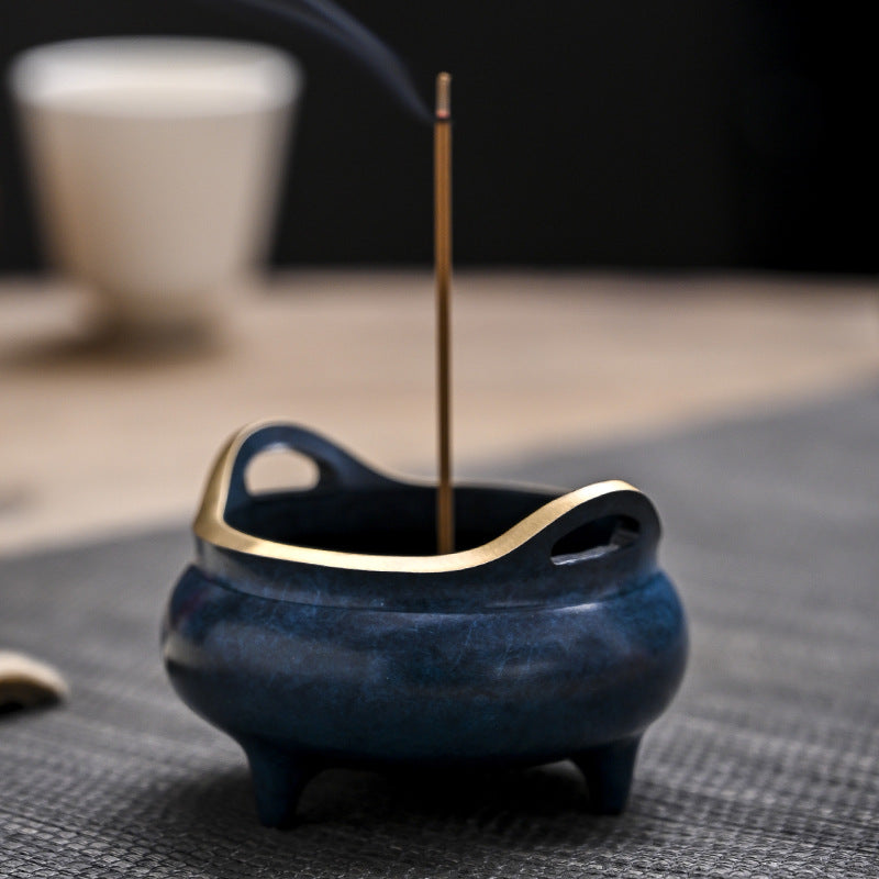 ATELIER-TIBET Brûleur d’Encens Tripode Émaillé Bleu – Style Ancien (6 cm)
