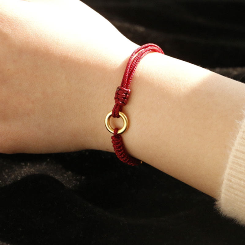 ATELIER-TIBET – Bracelet Fil Rouge Ajustable avec Boucle de Paix, Protection & Chance