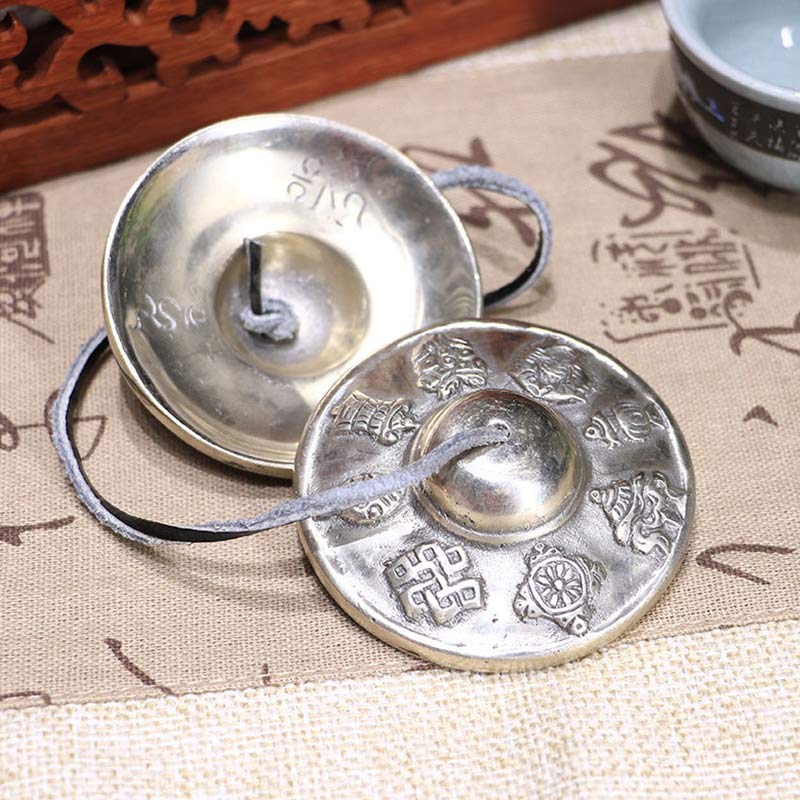 ATELIER-TIBET Cloches Tingsha Tibétaines en Cuivre Blanc – Six Mots Véritables et Symboles Auspicieux