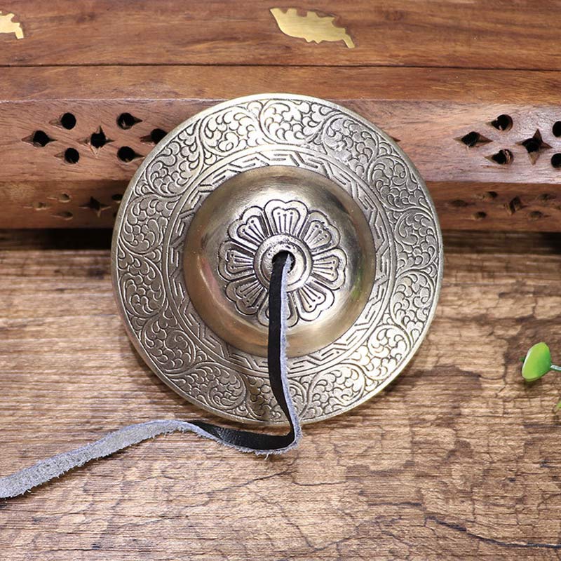 ATELIER-TIBET Cloches Tingsha en Cuivre – Cymbales Tibétaines de Méditation avec Mantra “Om Mani Padme Hum”