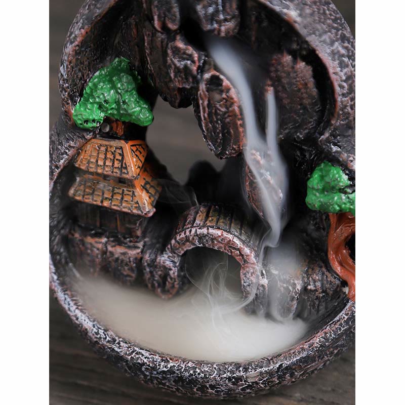 ATELIER-TIBET Brûleur d’Encens Bouddha à Cascade Paysage Montagnes en Résine