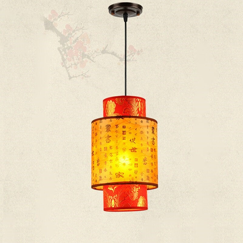 ATELIER-TIBET – Lampe Suspendue Japonaise en Bois aux Symboles Traditionnels – Lumière Zen d’Intérieur