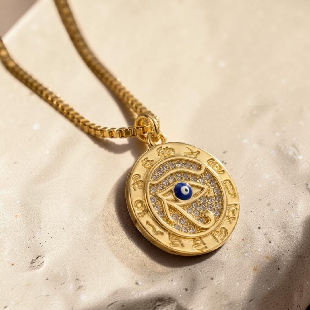 ATELIER-TIBET – Collier Bouclier Énergétique Œil d’Horus Doré