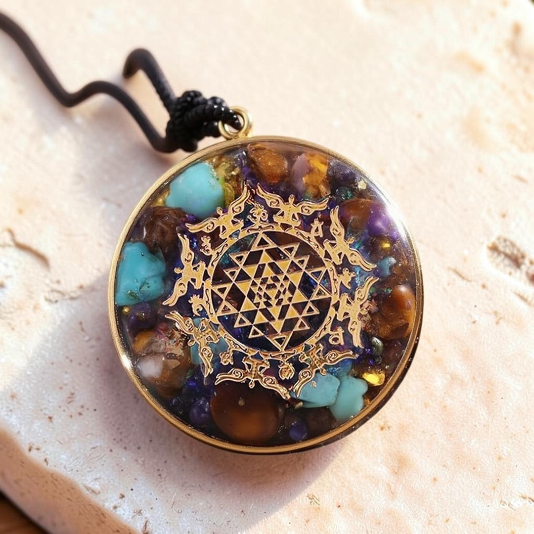 ATELIER-TIBET – Pendentif Orgonite Sri Yantra en Turquoise & Oeil de Tigre