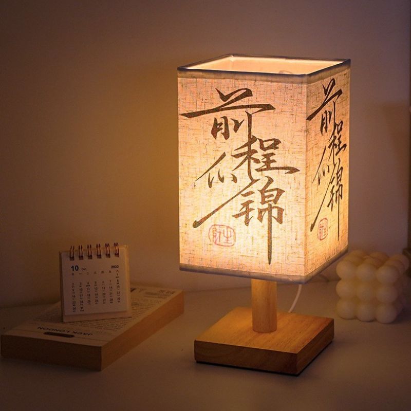 ATELIER-TIBET Lampe de Bureau Calligraphie Chinoise – Lumière Zen & Ambiance Poétique