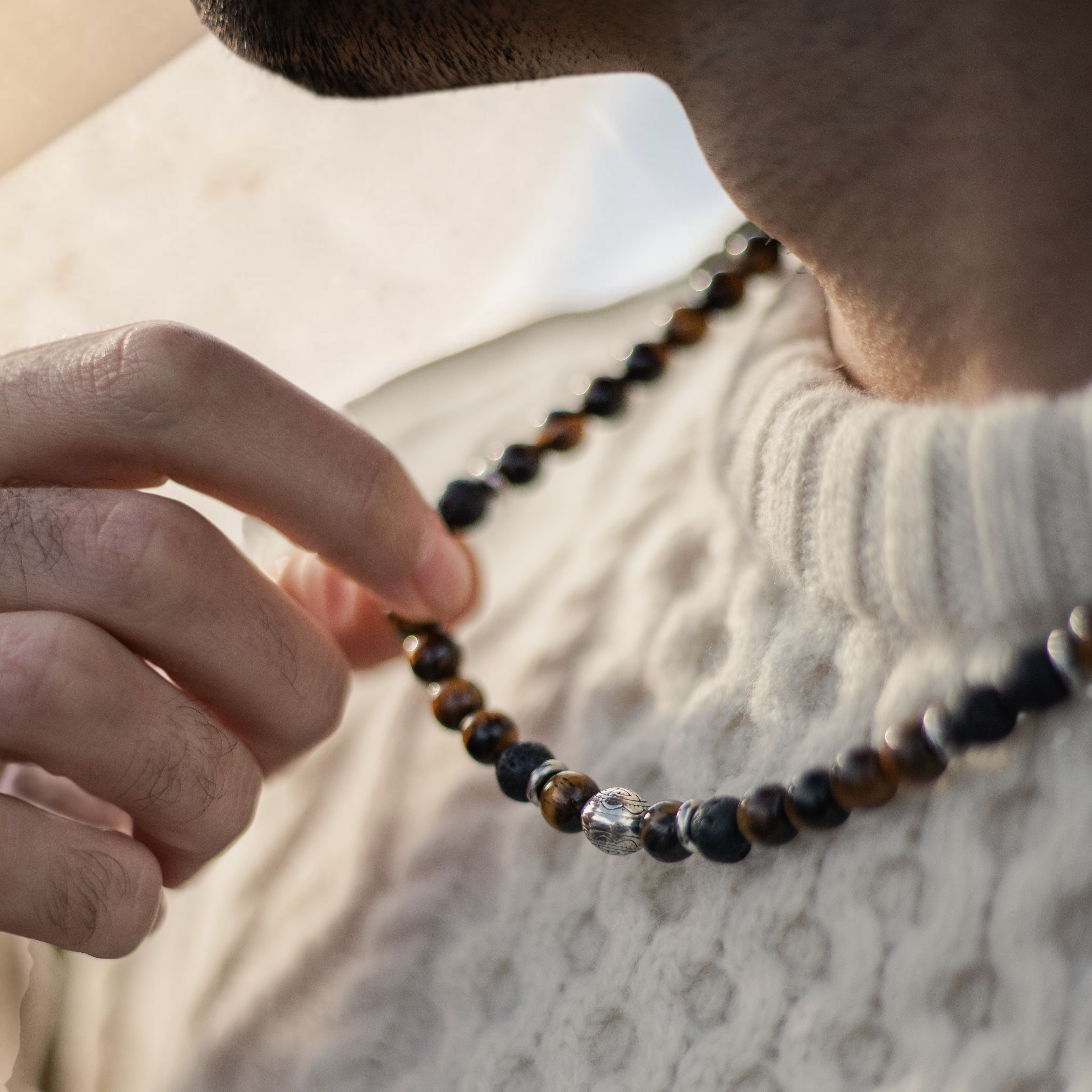 ATELIER-TIBET – Collier Énergie Terre & Feu en Pierre de Lave & Oeil de Tigre