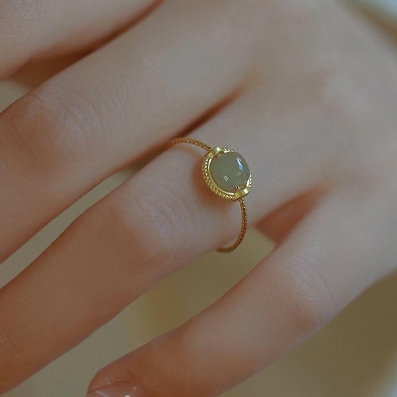 ATELIER-TIBET – Bague Chance & Prospérité en Jade Naturel – Cuivre Plaqué Or 14 Carats – Ajustable