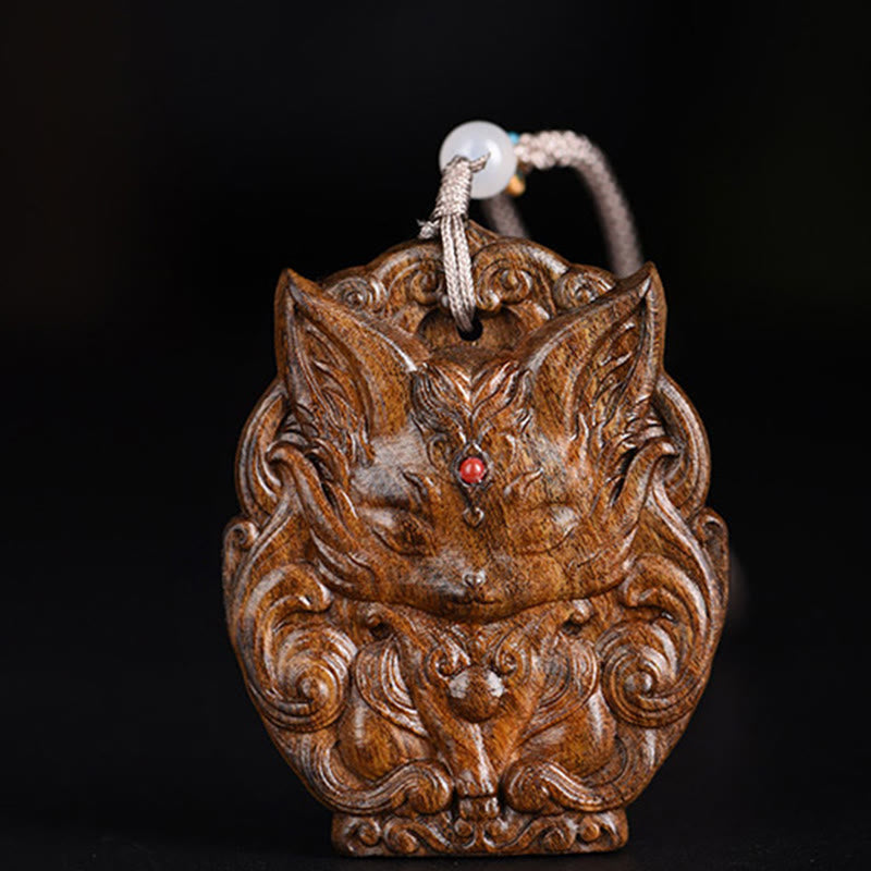 ATELIER-TIBET – Collier Symbolique Renard à Neuf Queues en Bois d’Agar Naturel