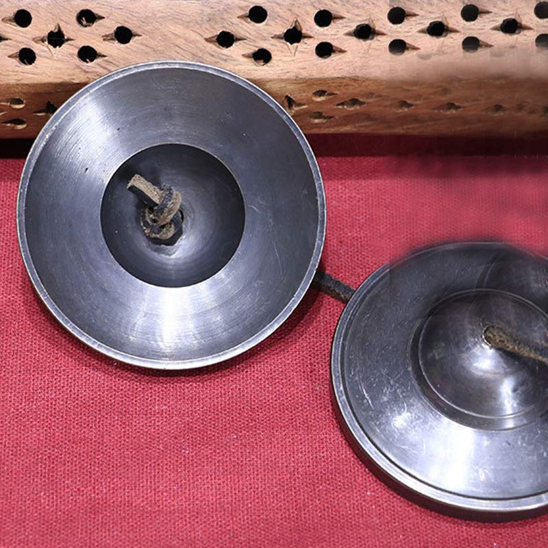 ATELIER-TIBET décoration porte-bonheur en cuivre avec sac