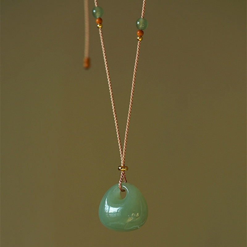 ATELIER-TIBET – Collier Pendentif en Jade Naturel